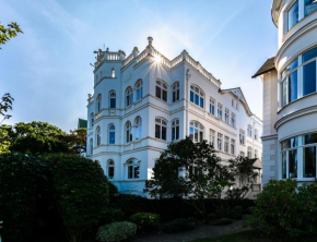 Villa Sirene, App 02 - direkt am Strand, Binz